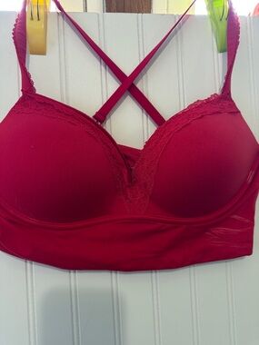 Women’s Red Lace-Trim Bralette with Crisscross versatile  Back 38C so very sorry